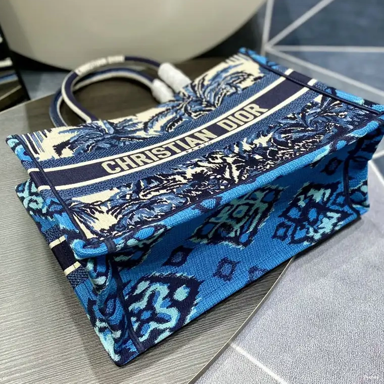 2203RF0083 Bag Dio 0715